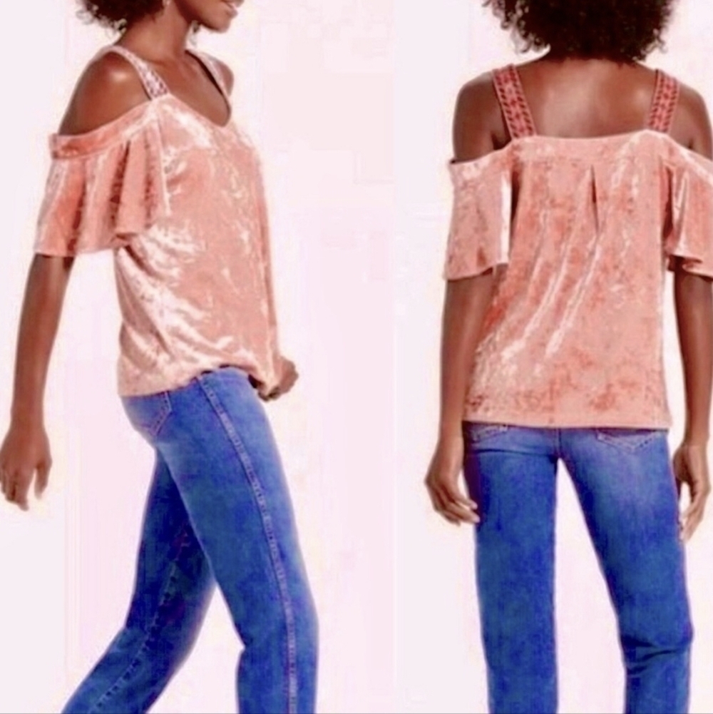 Lucky Brand Cold Shoulder Pink Velvet Top - Picture 4 of 13